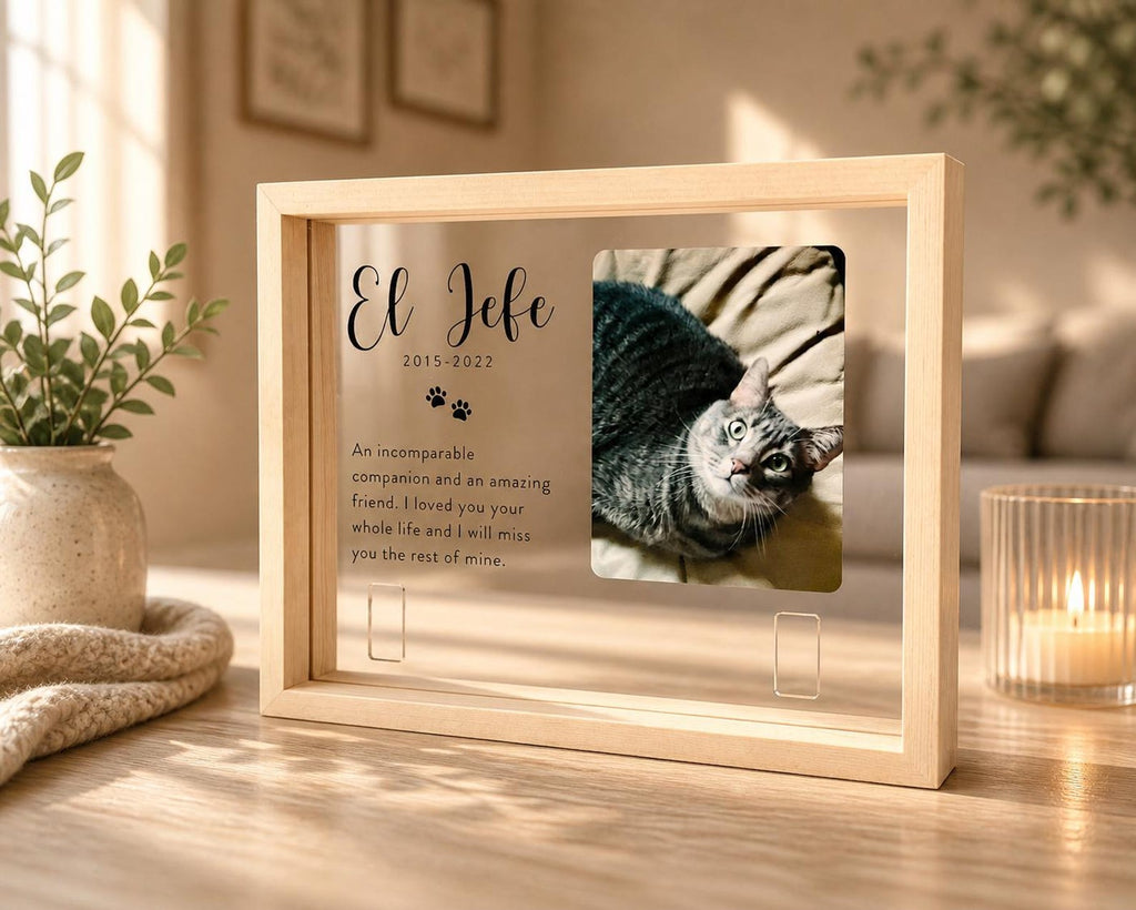 Personalized Pet Memorial Frame with Photo and Collar Holder — photo 3